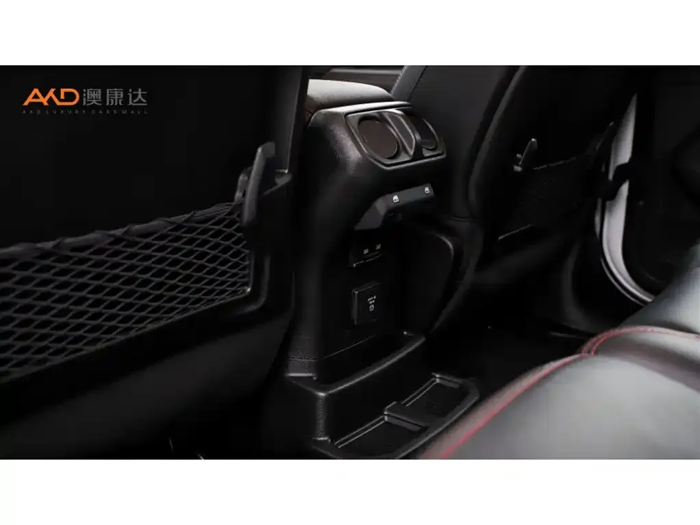 Jeep Wrangler — фото 2