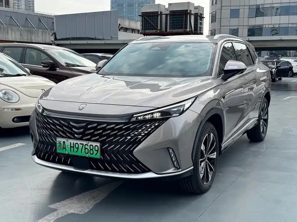 Roewe RX5 New Energy — фото 1