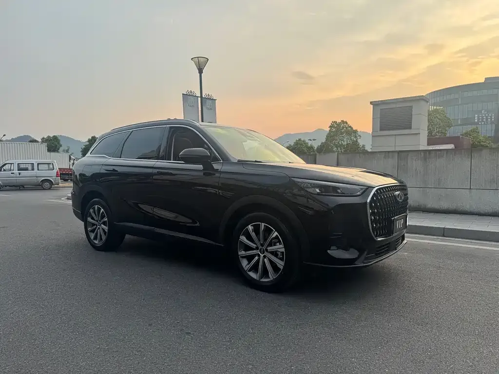 Chery Tiggo 8L — фото 10