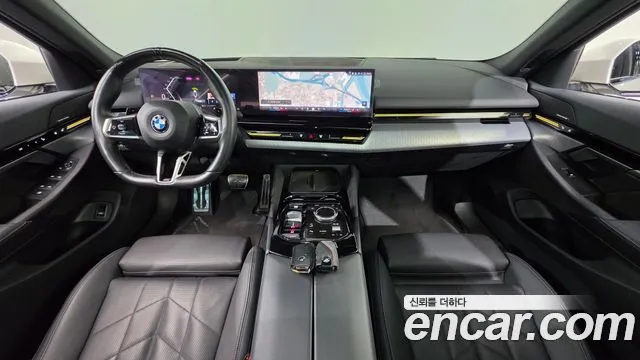 BMW 5-Series — фото 10