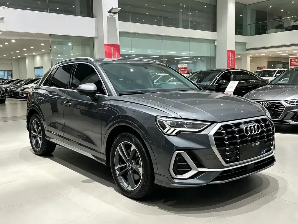 Audi Q3 — фото 2