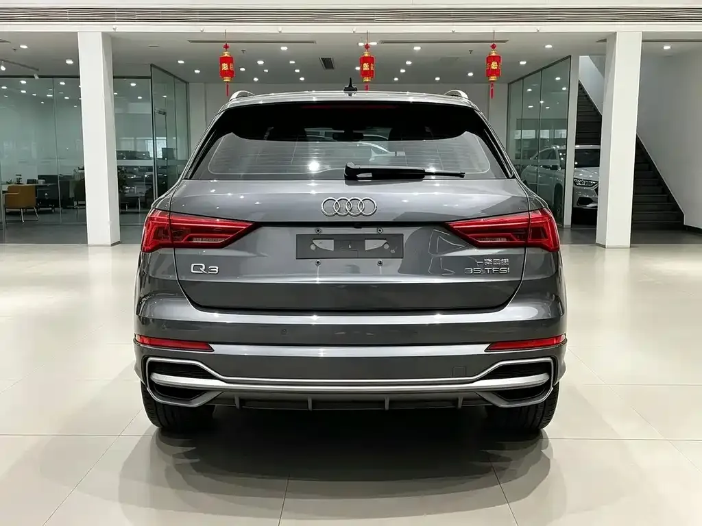 Audi Q3 — фото 4