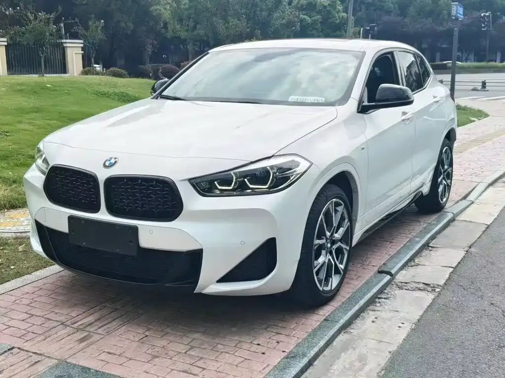 BMW X2 — фото 7