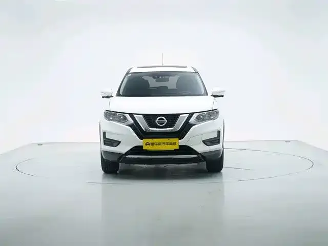 Nissan X-Trail — фото 9