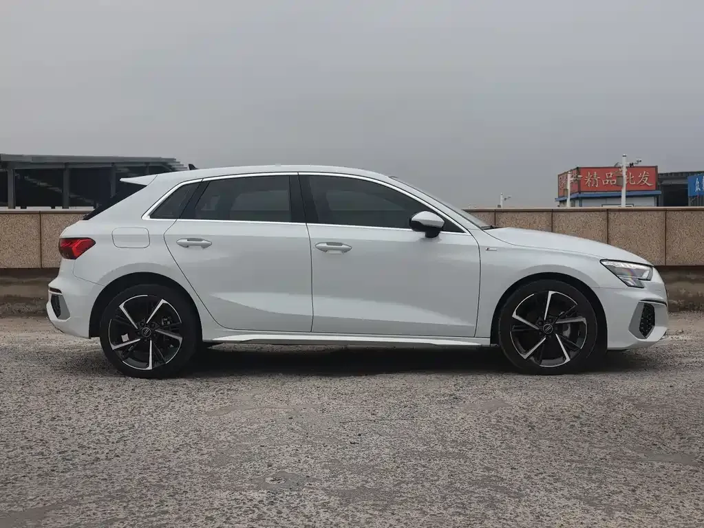 Audi A3 — фото 2