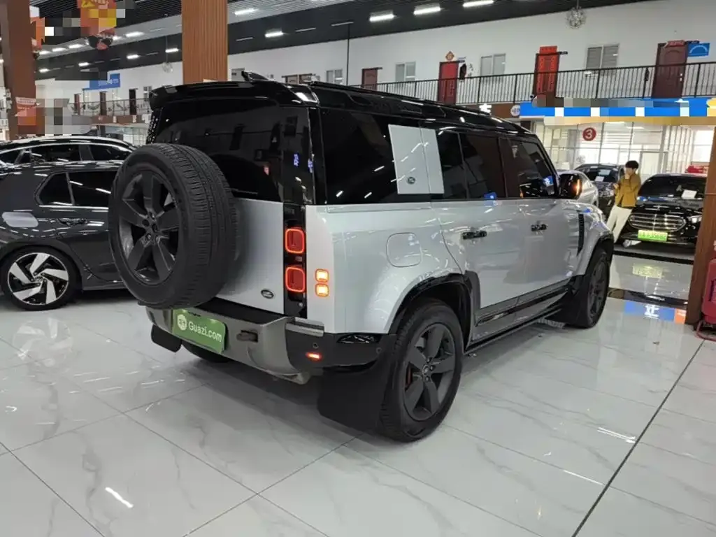 Land Rover Defender — фото 5