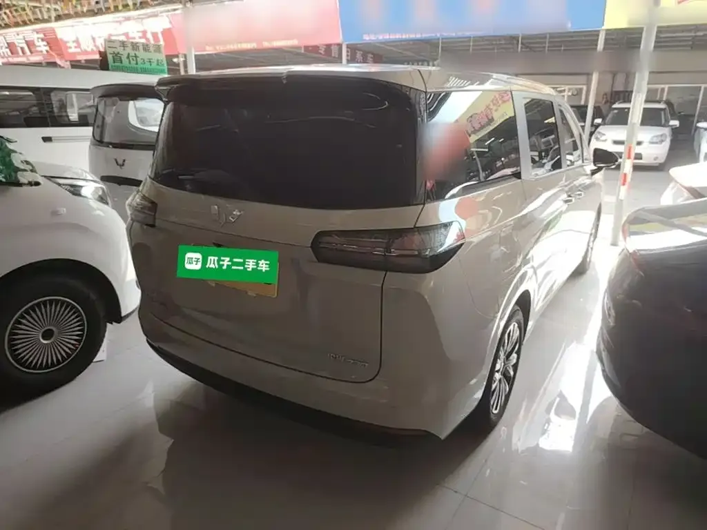 Wuling Xingguang 730 New Energy — фото 8