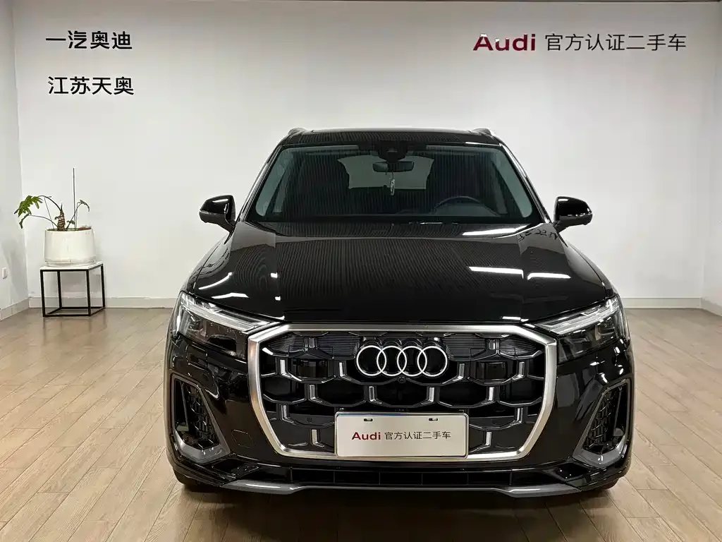 Audi Q7 — фото 7