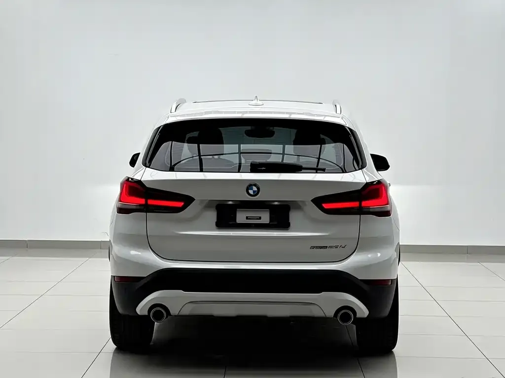 BMW X1 — фото 2