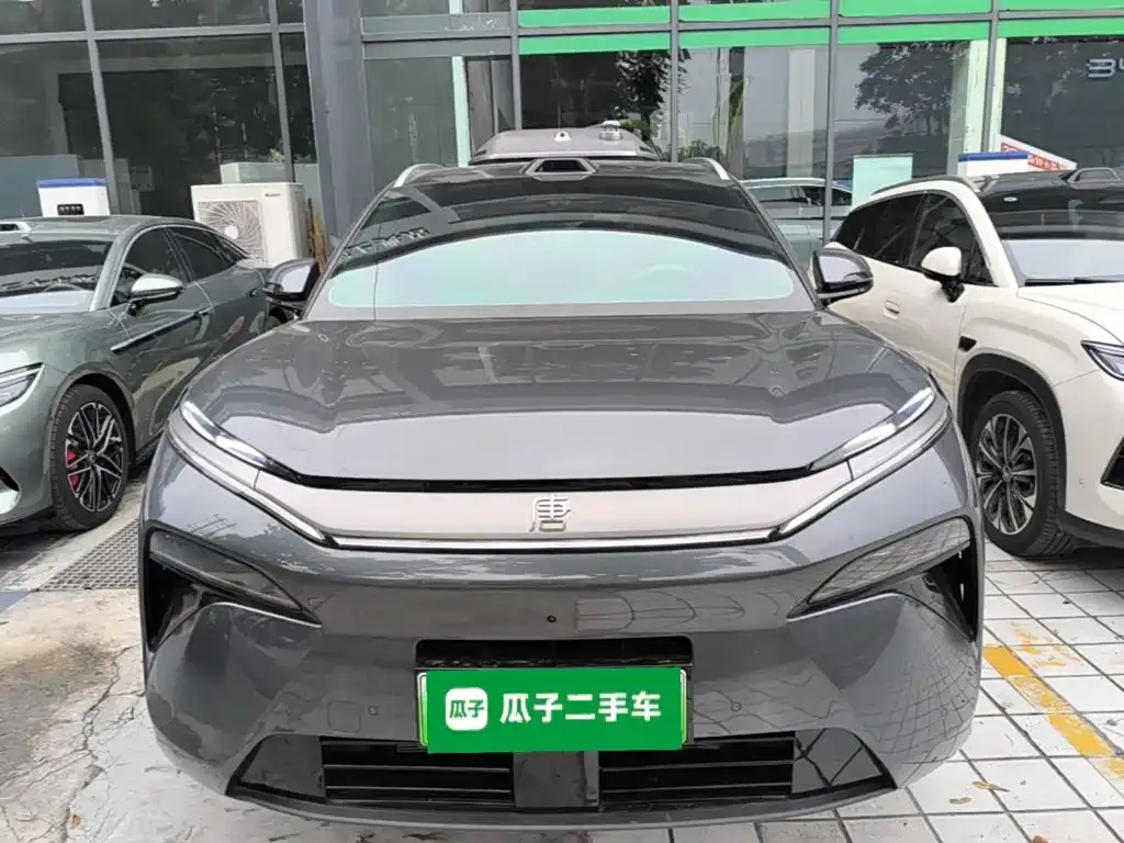 BYD Tang L — фото 2
