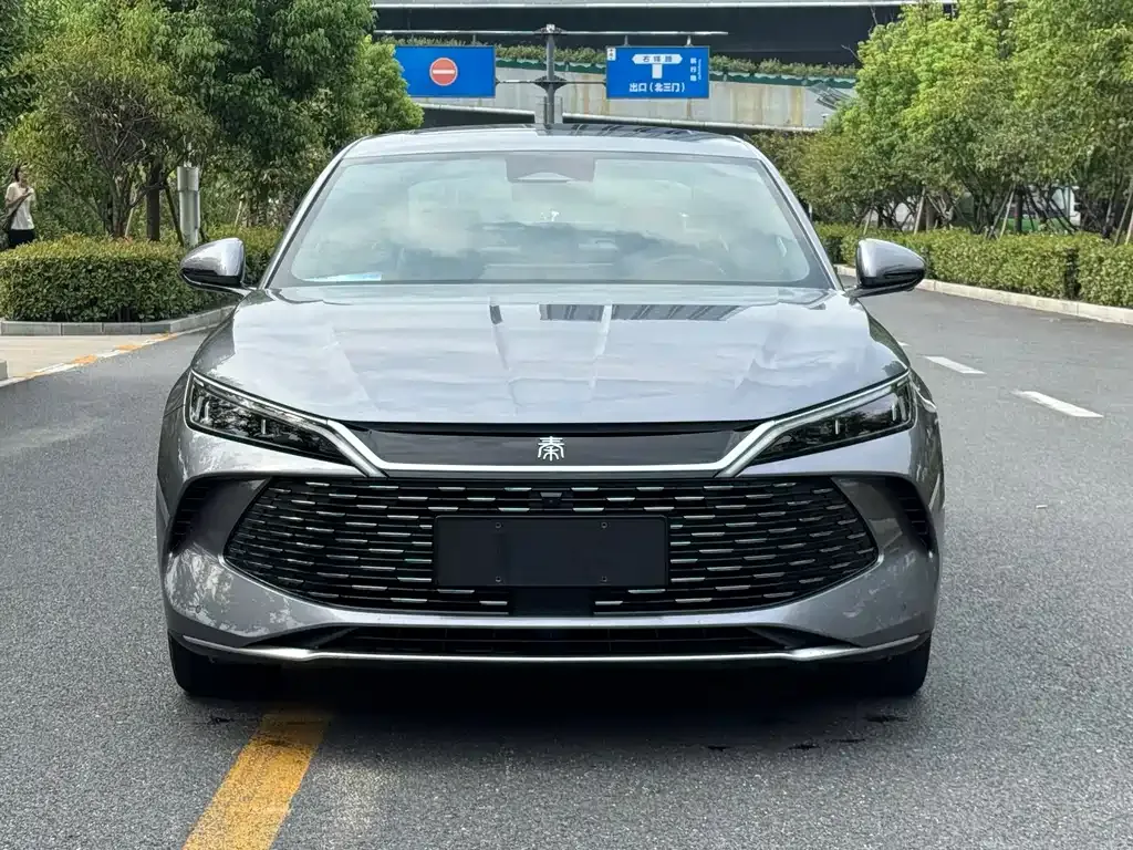BYD Qin L — фото 9