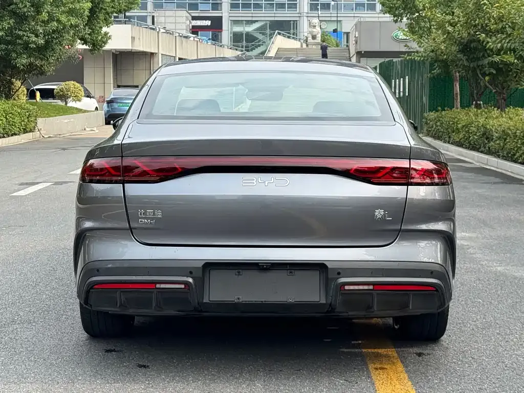 BYD Qin L — фото 3