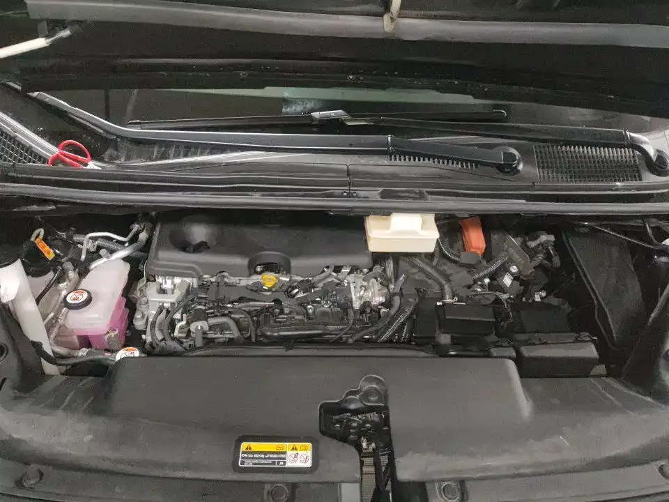 Toyota Vellfire — фото 4