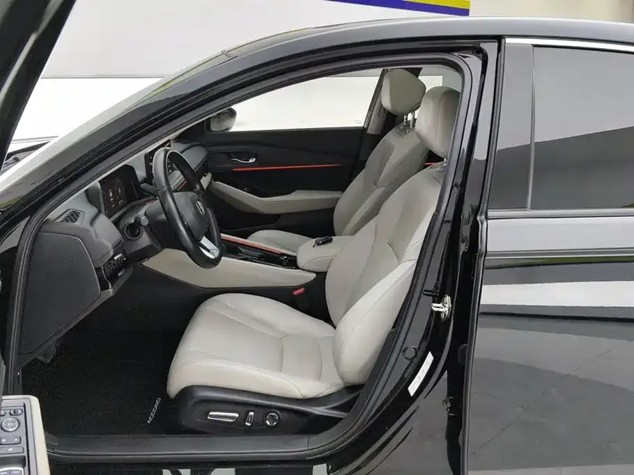 Honda Accord — фото 2