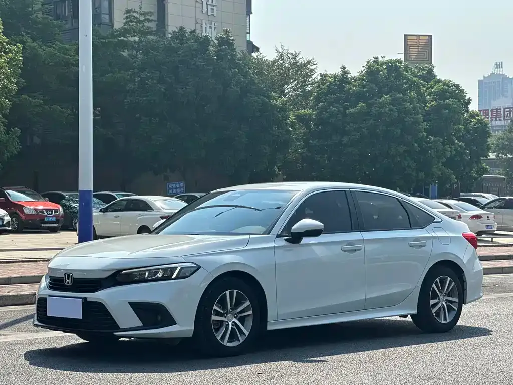 Honda Civic — фото 1