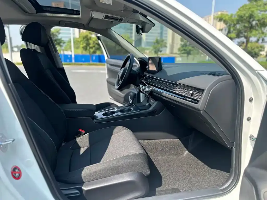 Honda Civic — фото 6