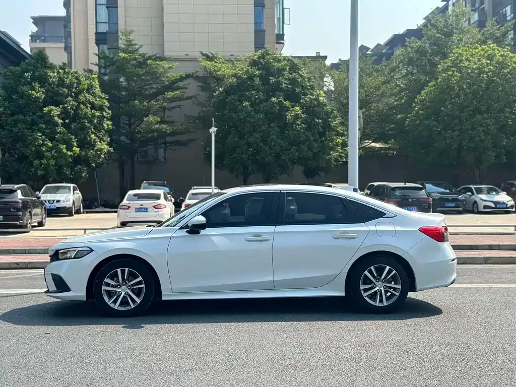 Honda Civic — фото 9