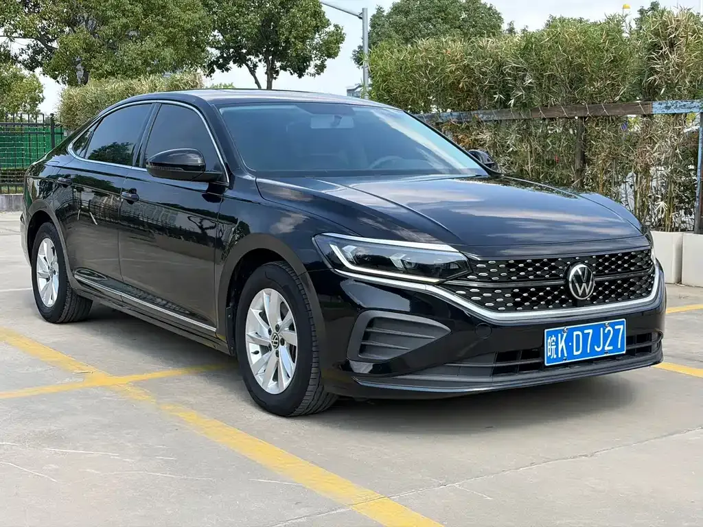 Volkswagen Passat — фото 4