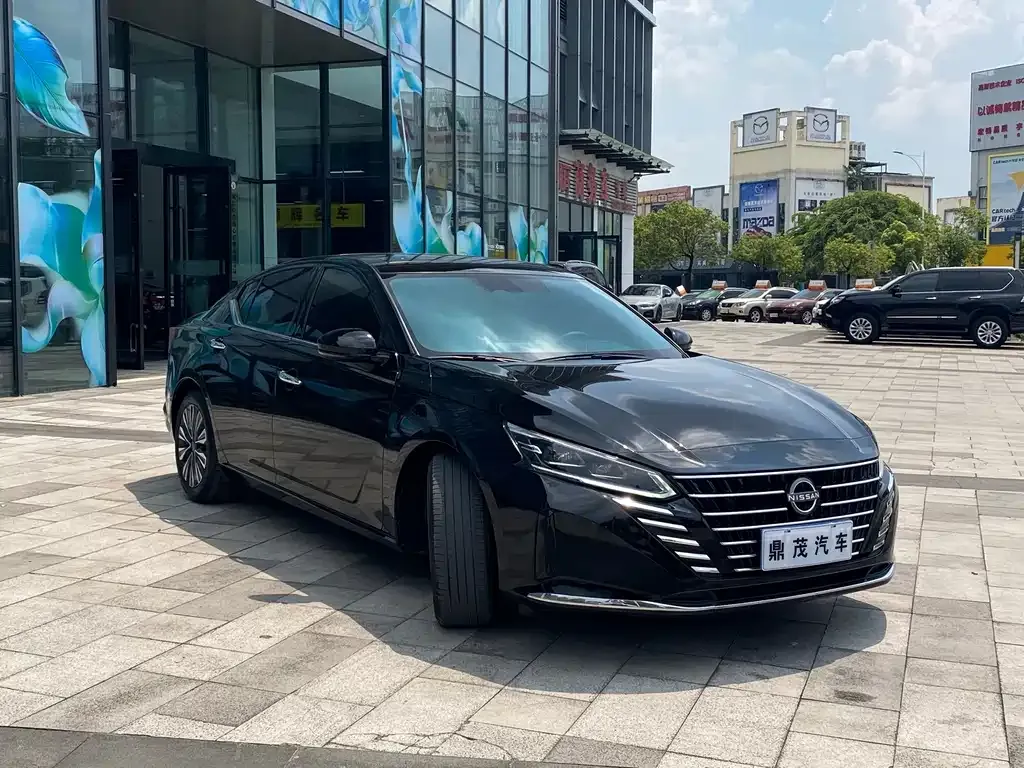 Nissan Teana — фото 2