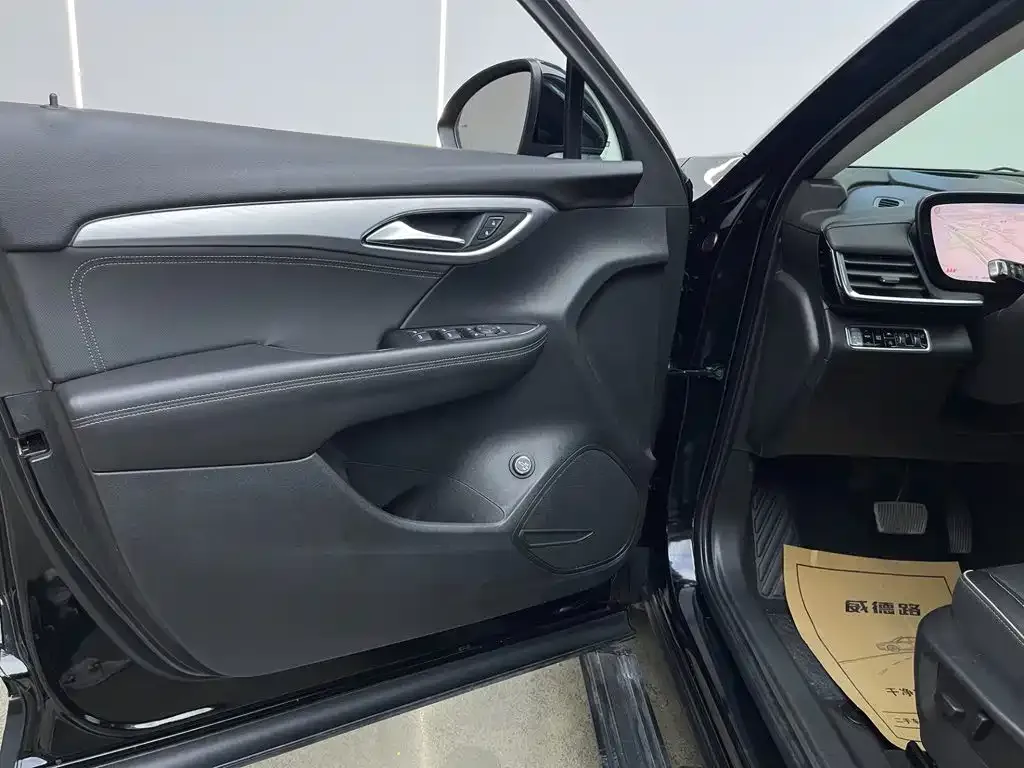 Buick Envision Plus — фото 8