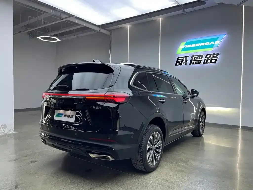 Buick Envision Plus — фото 7