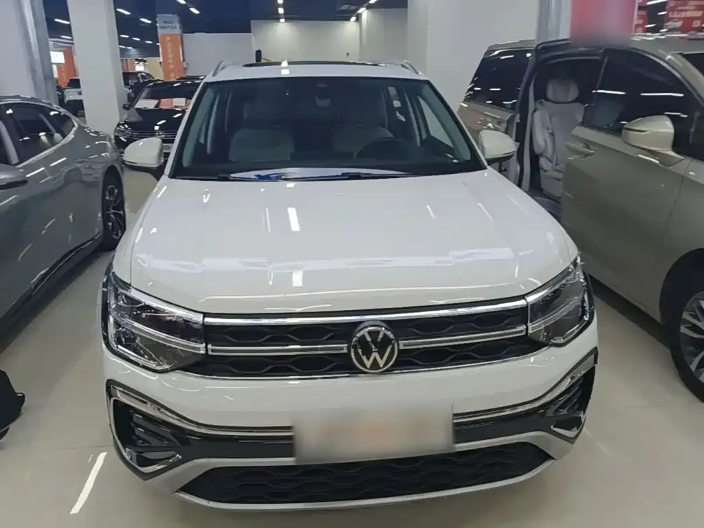 Volkswagen Tharu — фото 4