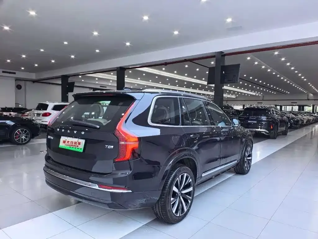 Volvo XC90 PHEV — фото 4