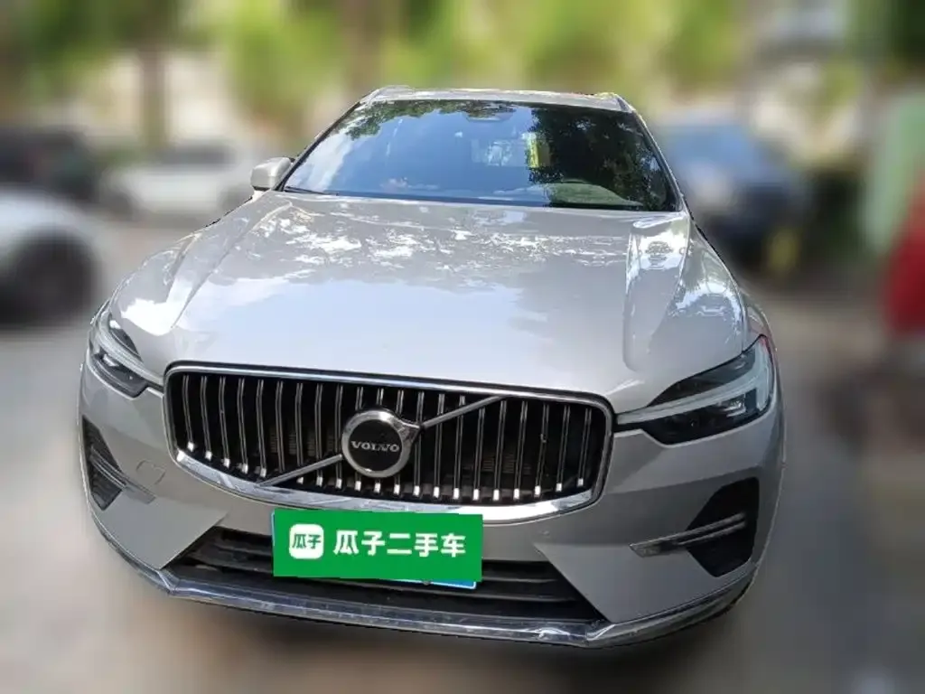 Volvo XC60 — фото 2