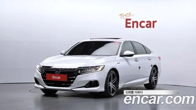 Honda Accord — фото 1
