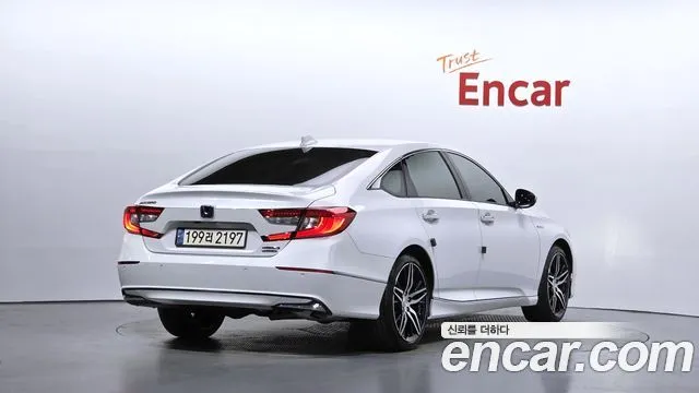 Honda Accord — фото 5