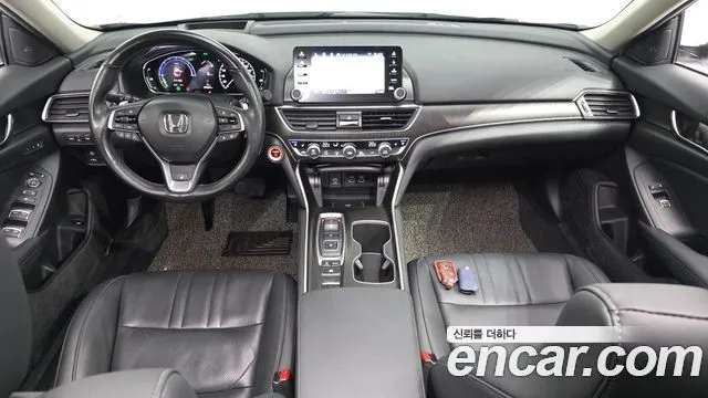 Honda Accord — фото 6