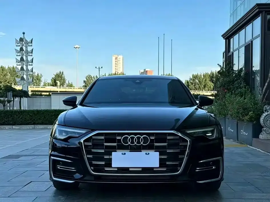 Audi A6L — фото 2
