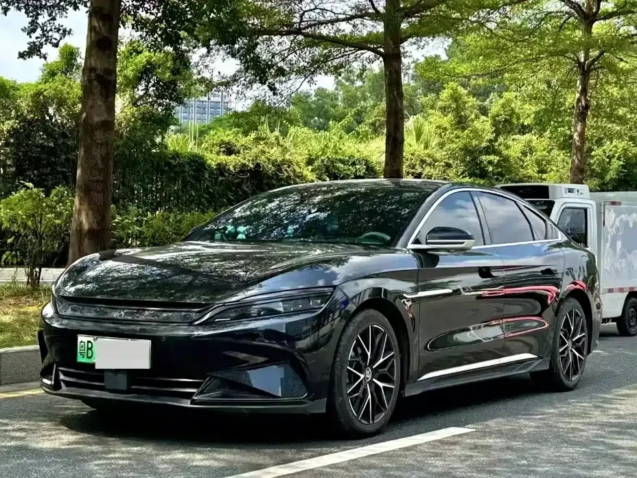 BYD Han — фото 1