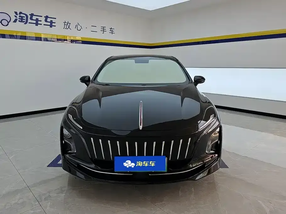 Hongqi E-QM5 — фото 7