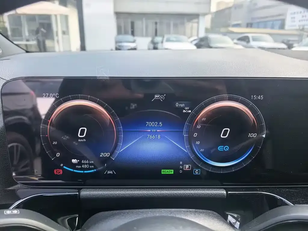 Mercedes-Benz EQA — фото 2