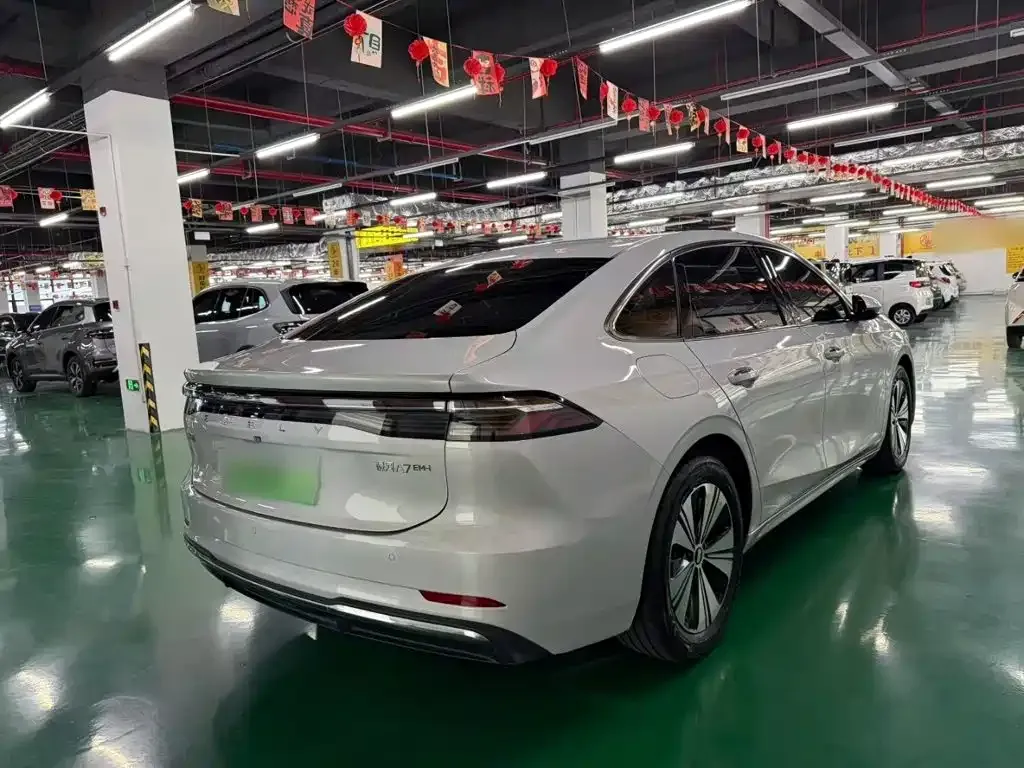 Geely Galaxy A7 EM — фото 9