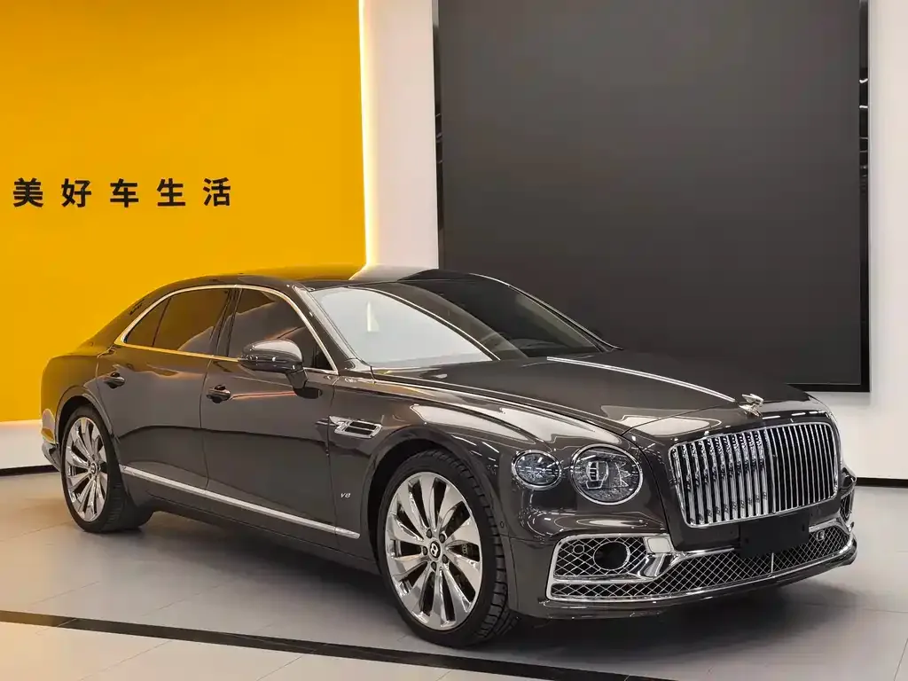 Bentley Flying Spur — фото 8