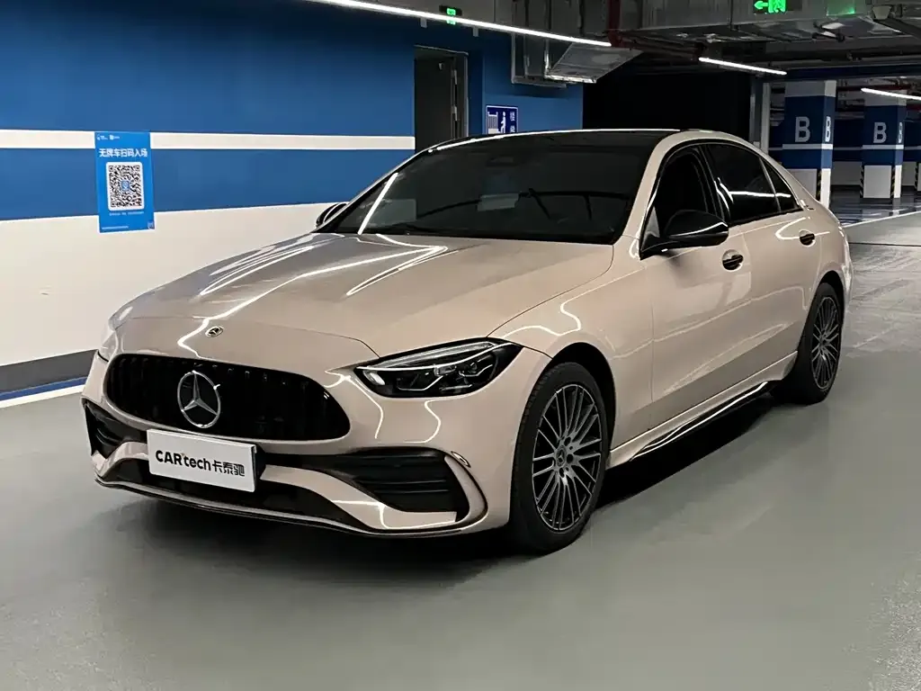 Mercedes-Benz C-Class — фото 1
