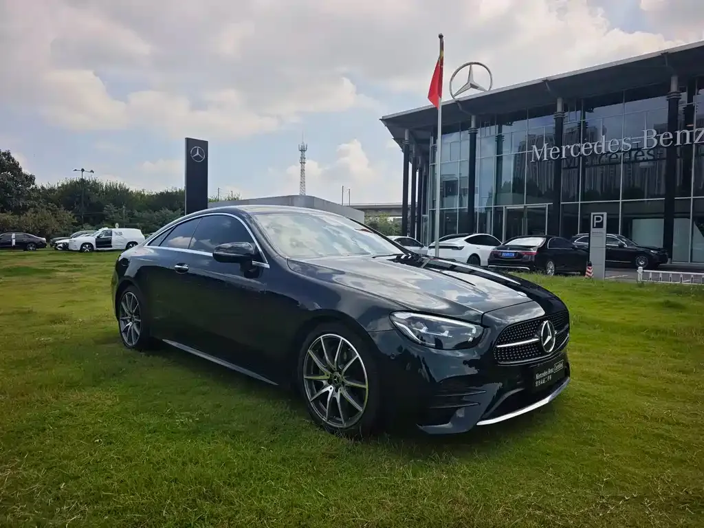 Mercedes-Benz E-Class (Import) — фото 9