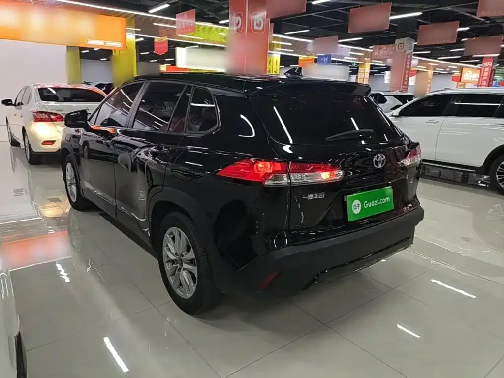 Toyota Corolla Cross — фото 4