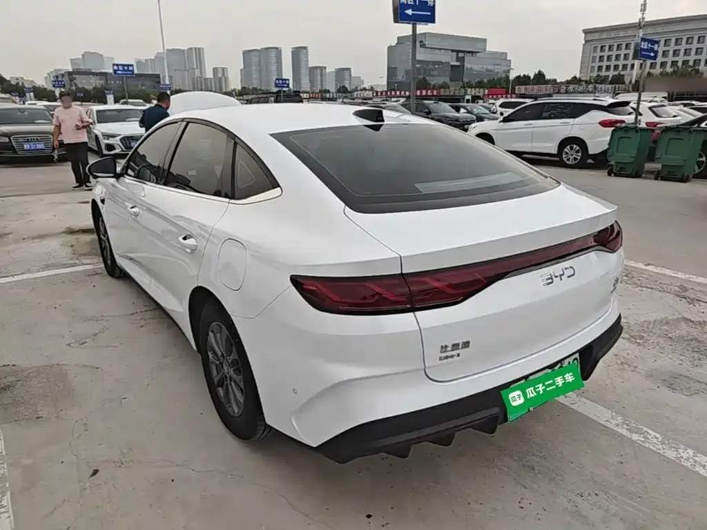 BYD Qin L — фото 6