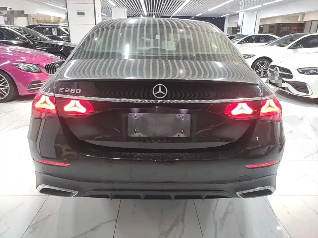 Mercedes-Benz E-Class (Import) — фото 3