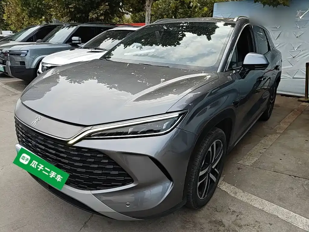 BYD L DM-i — фото 9