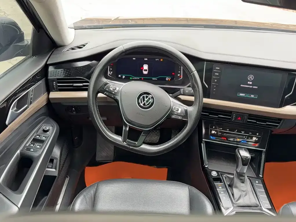 Volkswagen Passat — фото 7