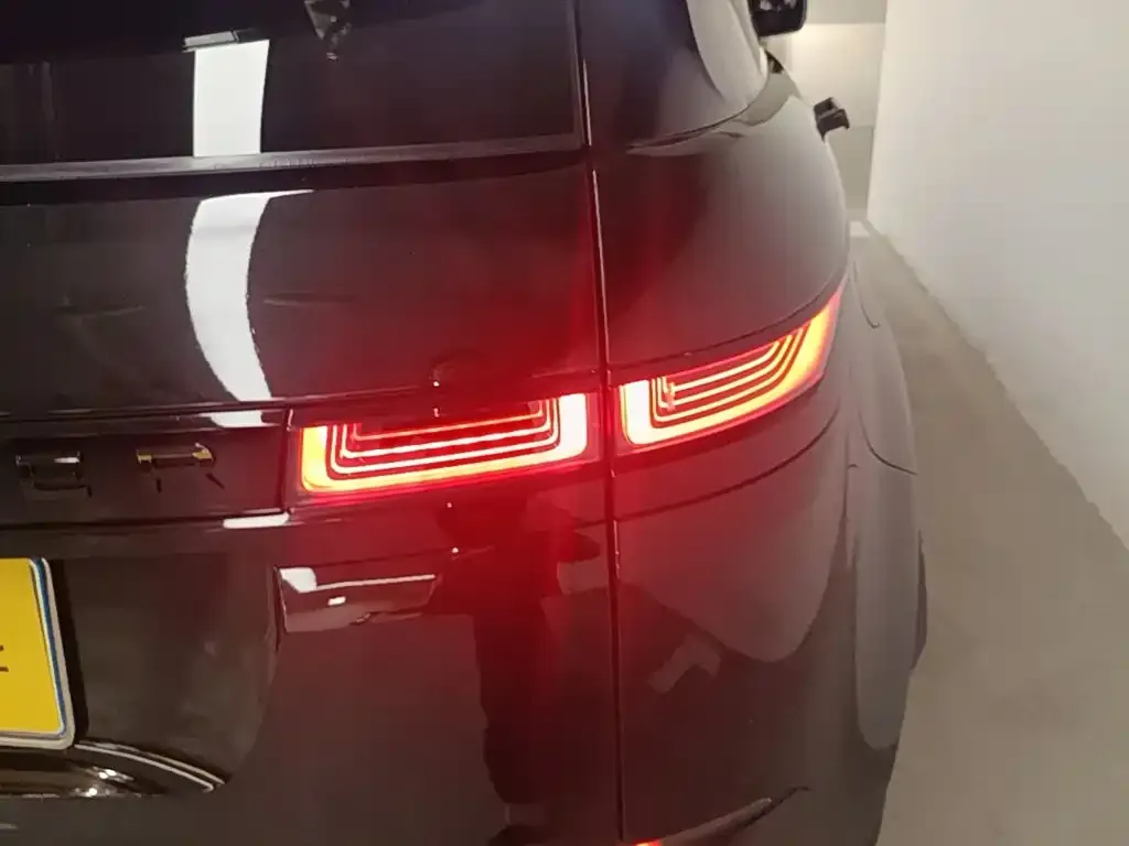 Land Rover Evoque — фото 3