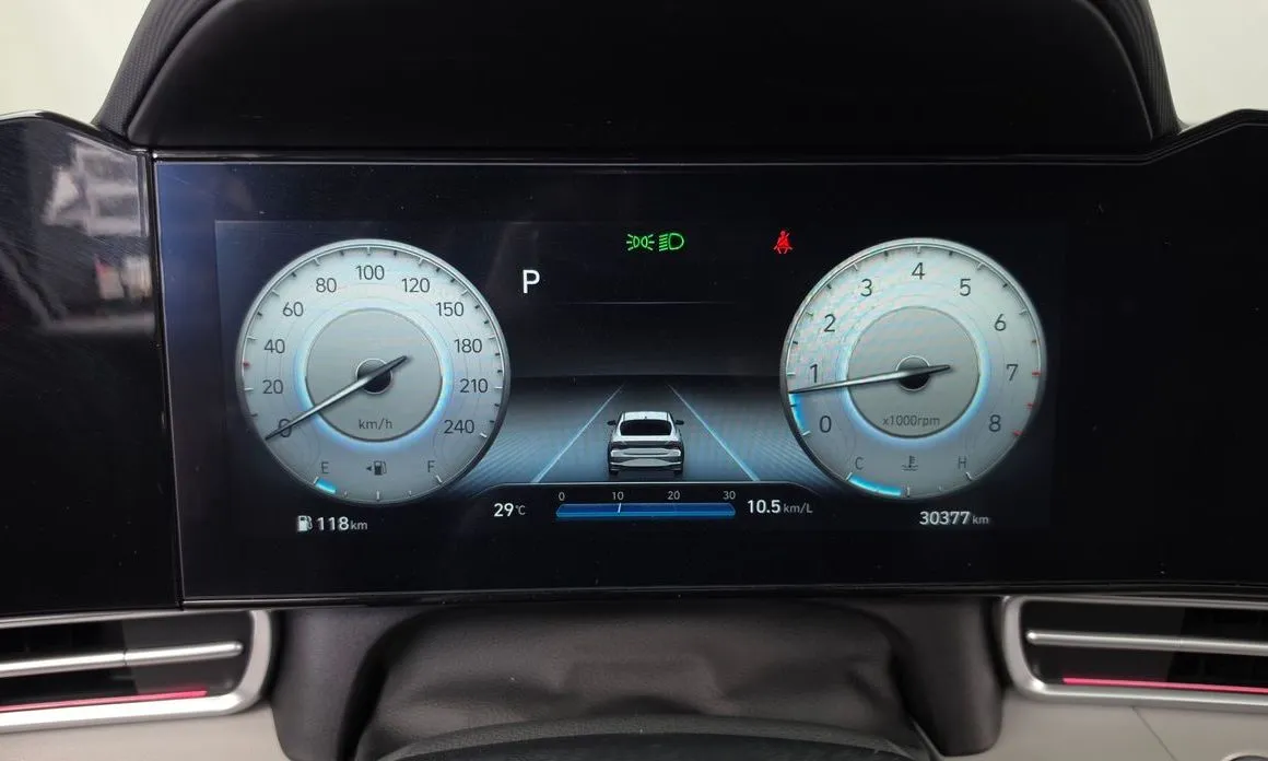 Hyundai AVANTE — фото 3