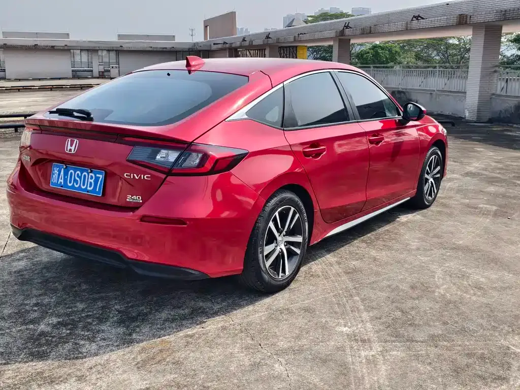 Honda Civic — фото 7