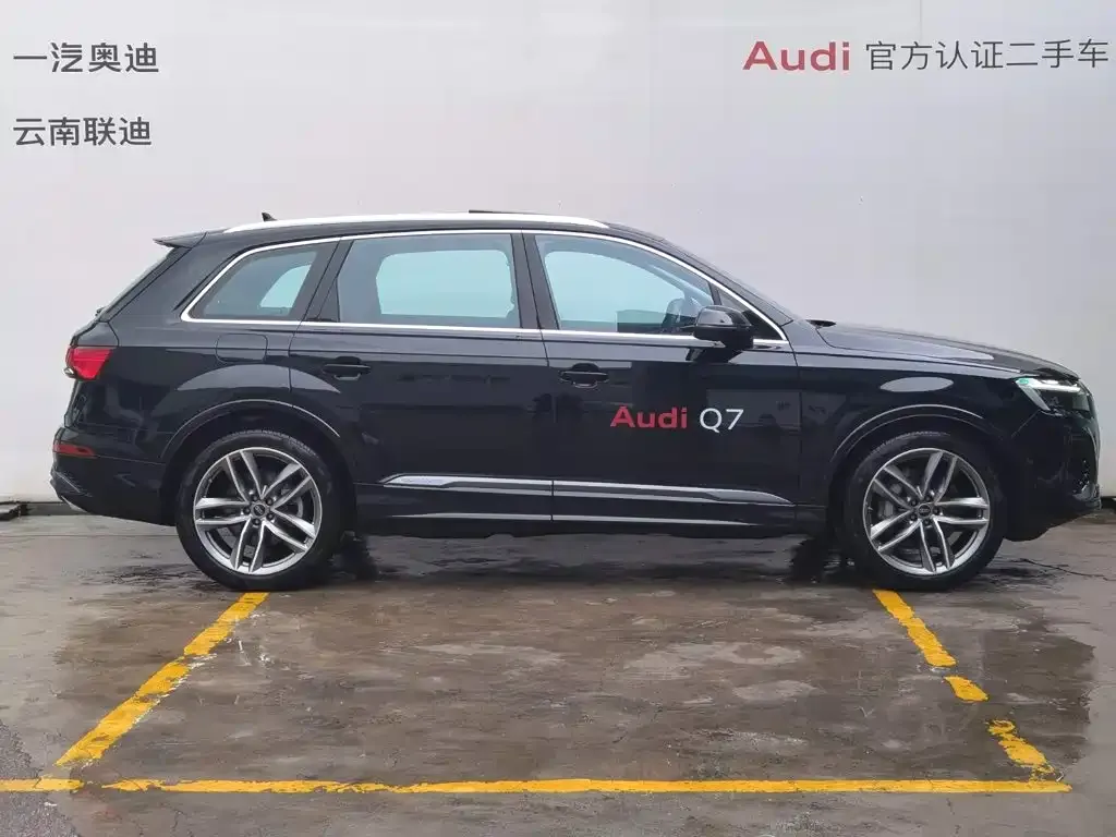 Audi Q7 — фото 2