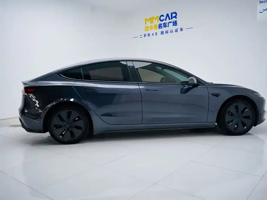 Tesla Model 3 — фото 5