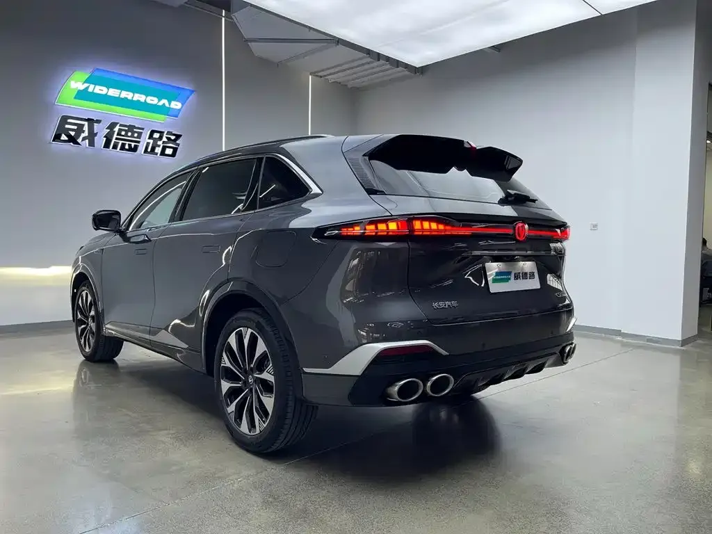 Changan CS75 PLUS — фото 2